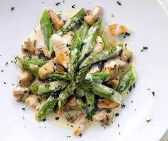 Tofu et asperges  avec riz et légumes